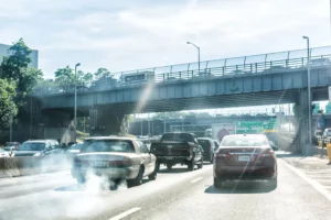 Fahrzeuge werden in unterschiedliche Schadstoffklassen unterteilt.